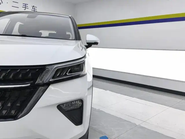 Wuling Asta — Фото автомобиля 5