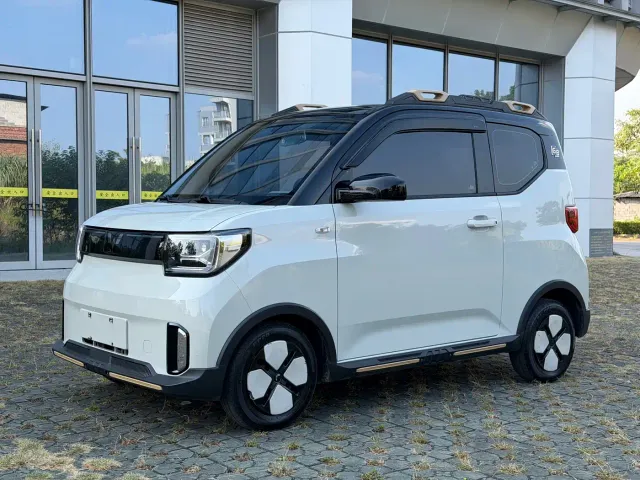 Фотография автомобиля — Wuling Hongguang Mini EV