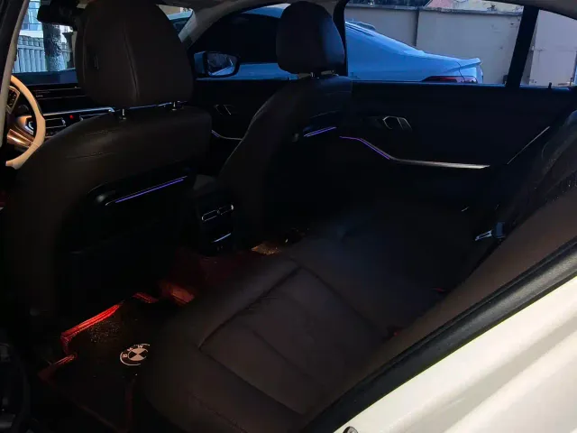 BMW 3 Series — Фото автомобиля 14