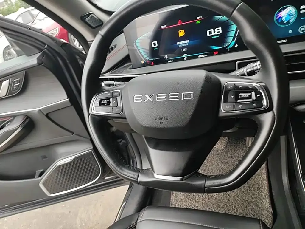 Exeed Exeed Windchaser 2022 Riding the Wind and Waves Edition 1.5T CVT Wind Rider — Фото автомобиля 10