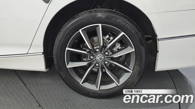 Honda Accord Accord 10 поколение 1.5 Turbo — Фото автомобиля 20
