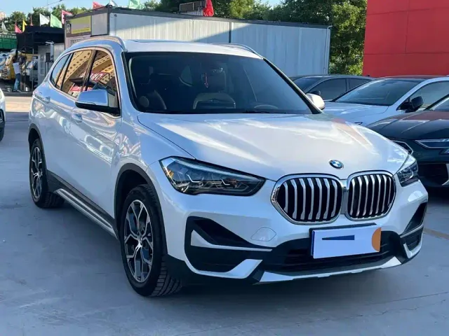 BMW X1 — Фото автомобиля 3
