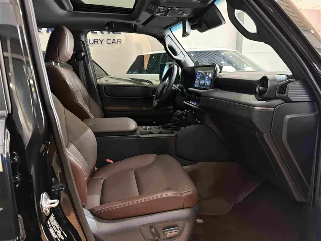 Toyota Prado — Фото автомобиля 6