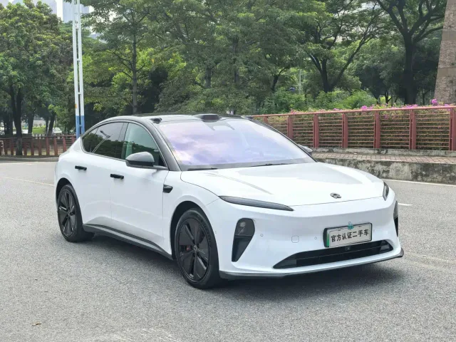 Nio ET5 — Фото автомобиля 3