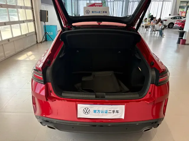 Volkswagen Lamando 2025 Lamando L 2.0T Base — Фото автомобиля 12