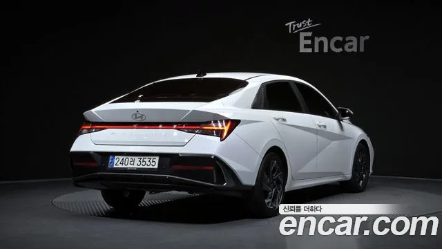 Hyundai Avante — Фото автомобиля 2