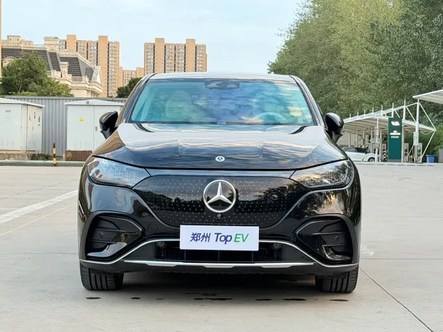 Mercedes-Benz EQE SUV — Фото автомобиля 2