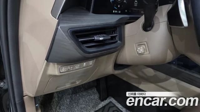 Kia K8 Hybrid — Фото автомобиля 26