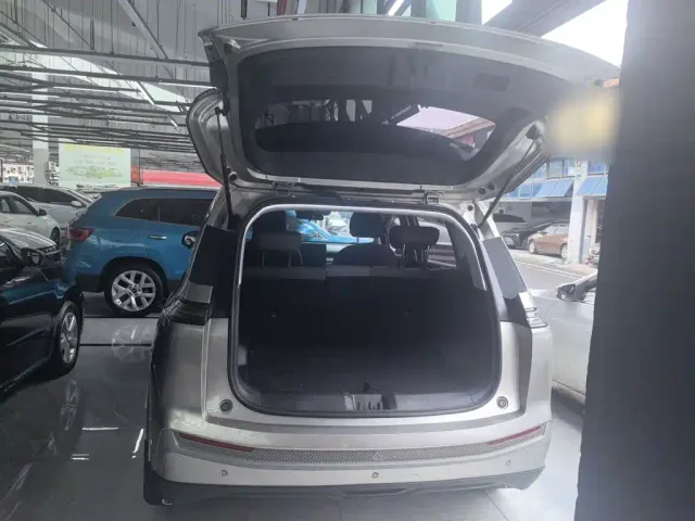 GAC Aion Y — Фото автомобиля 11