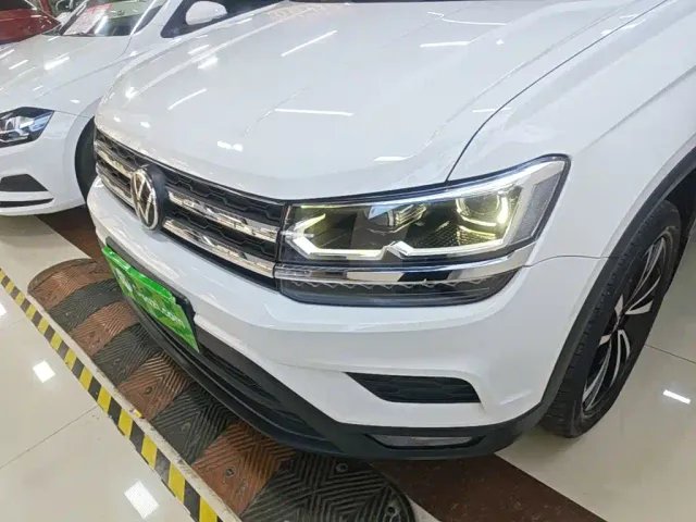 Volkswagen Tharu — Фото автомобиля 23