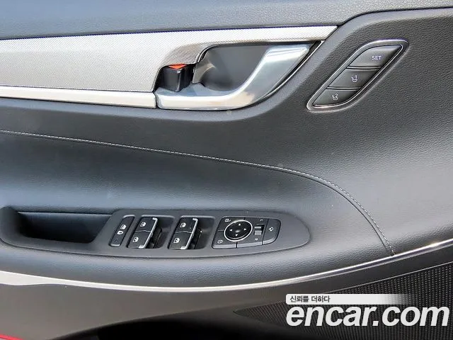 Hyundai Grandeur Grandeur (New) — Фото автомобиля 12
