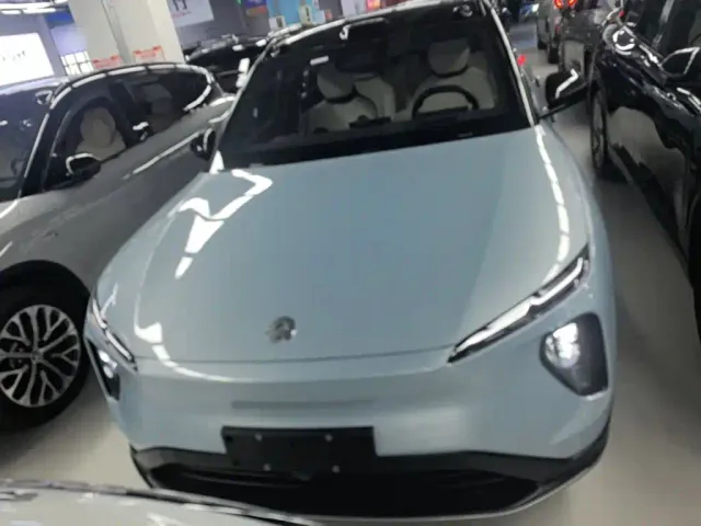 Nio ES6 — Фото автомобиля 2