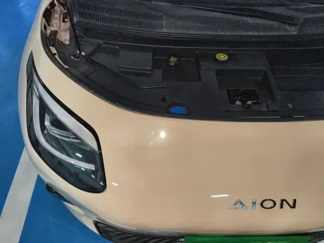 GAC Aion UT — Фото автомобиля 21