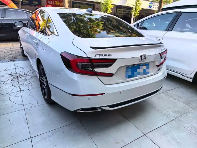 Honda Accord — Фото автомобиля 14