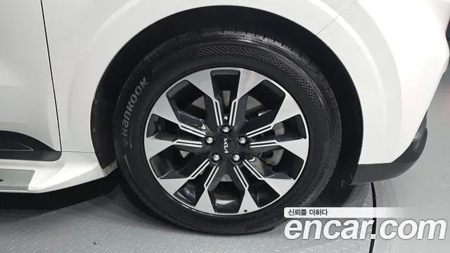 Kia Canival Carnival 4 поколение 7 мест Signature — Фото автомобиля 5