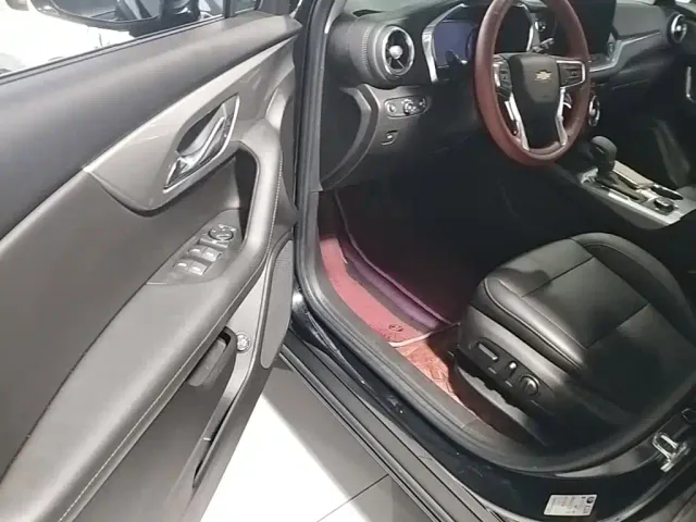 Chevrolet Trailblazer — Фото автомобиля 15