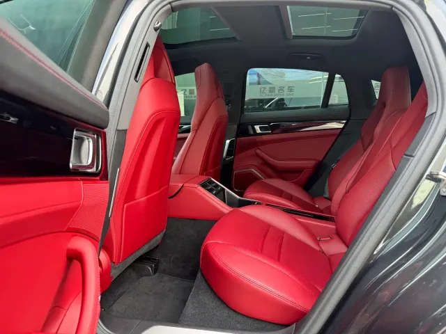 Porsche Panamera — Фото автомобиля 10