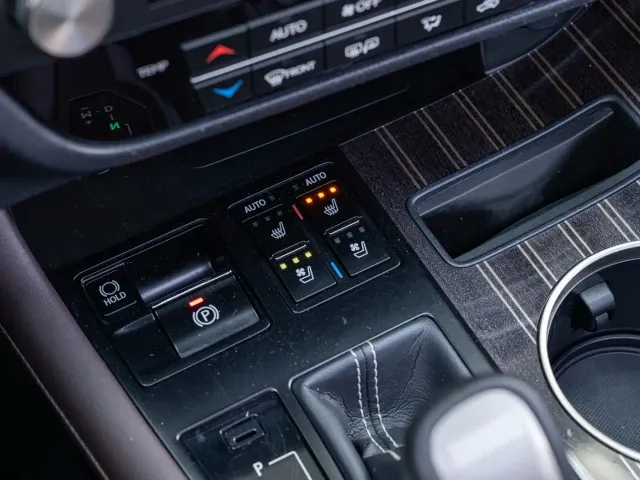 Lexus RX — Фото автомобиля 19