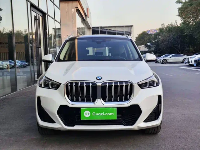 BMW X1 — Фото автомобиля 2