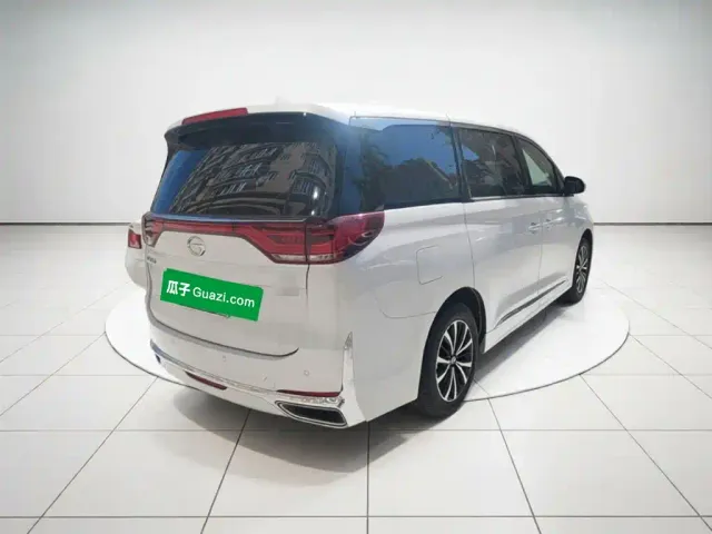 GAC Trumpchi M8 — Фото автомобиля 4