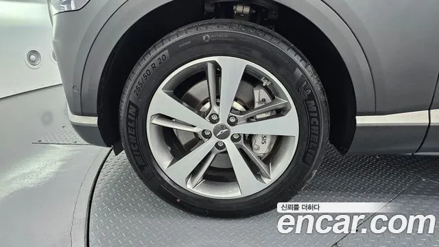 Genesis GV80 2.5T Бензин 2WD — Фото автомобиля 5