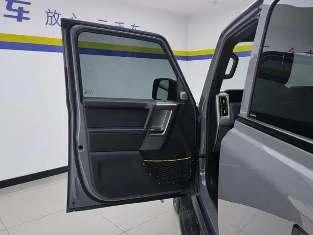 iCAR V23 — Фото автомобиля 7