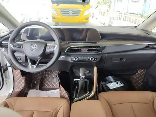 Buick Buick GL6 2021 323T Mild Hybrid Connected Luxury — Фото автомобиля 9