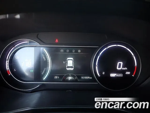 Kia Niro — Фото автомобиля 9