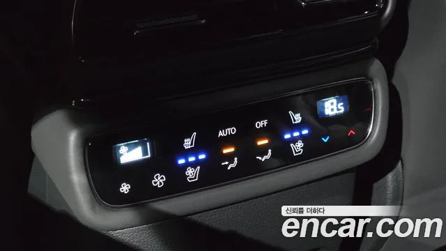 Genesis GV80 — Фото автомобиля 26