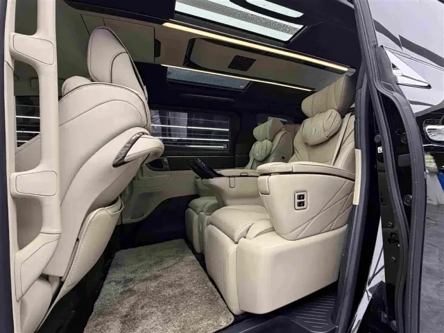 Toyota Alphard — Фото автомобиля 9