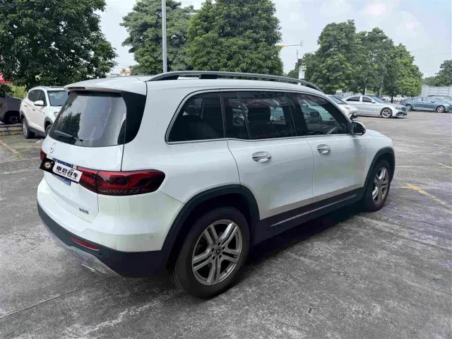 Mercedes-Benz Mercedes-Benz GLB 2022 Model GLB 200 Dynamic Edition — Фото автомобиля 4