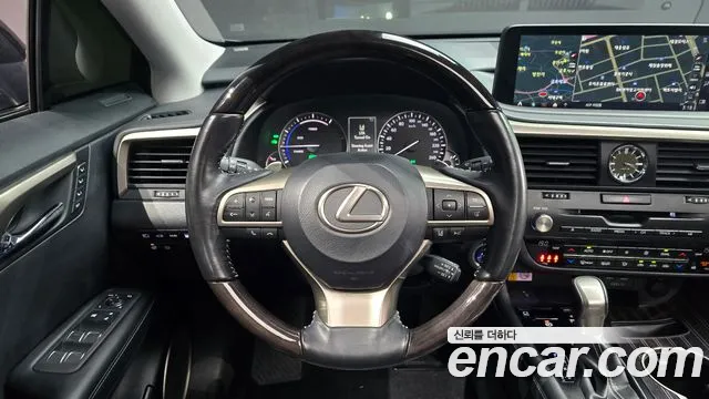 Lexus RX — Фото автомобиля 13