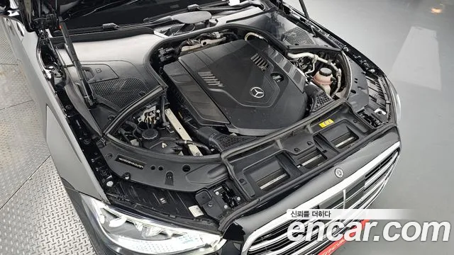 Mercedes-Benz S-Class — Фото автомобиля 4