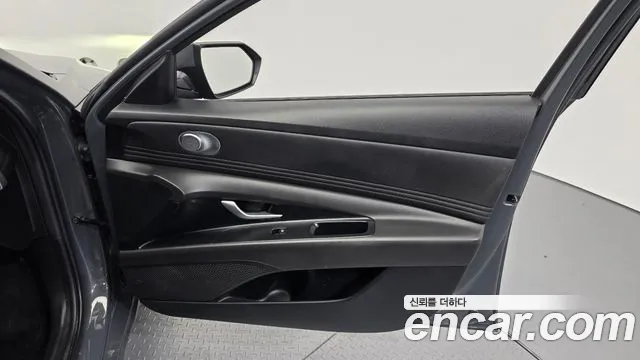 Hyundai Avante CN7 — Фото автомобиля 14