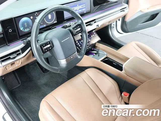 Hyundai Grandeur Grandeur (GN7) 2.5 Бензин 2WD — Фото автомобиля 17