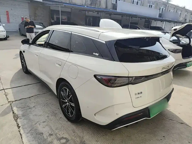 BYD Seal 06 DM-i Touring — Фото автомобиля 4