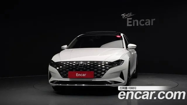 Hyundai Grandeur Grandeur (New) Hybrid — Фото автомобиля 3
