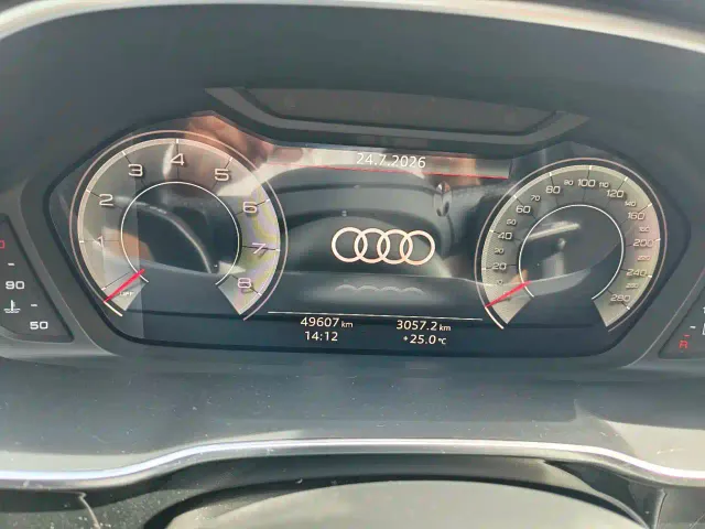 Audi Q3 — Фото автомобиля 10