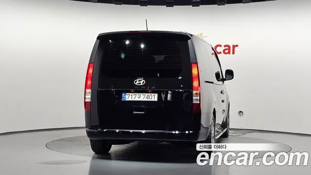 Hyundai Staria — Фото автомобиля 4