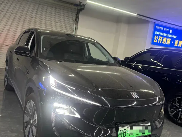 Buick Zhijing E7 — Фото автомобиля 3
