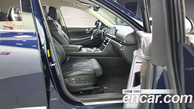 Genesis GV80 — Фото автомобиля 17