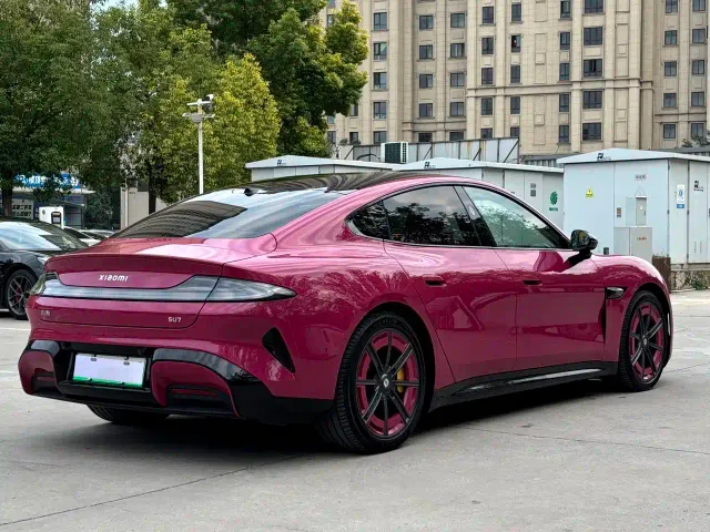 Xiaomi SU7 — Фото автомобиля 16