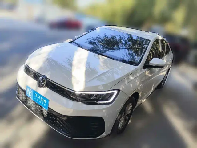 Фотография автомобиля — Volkswagen Lavida