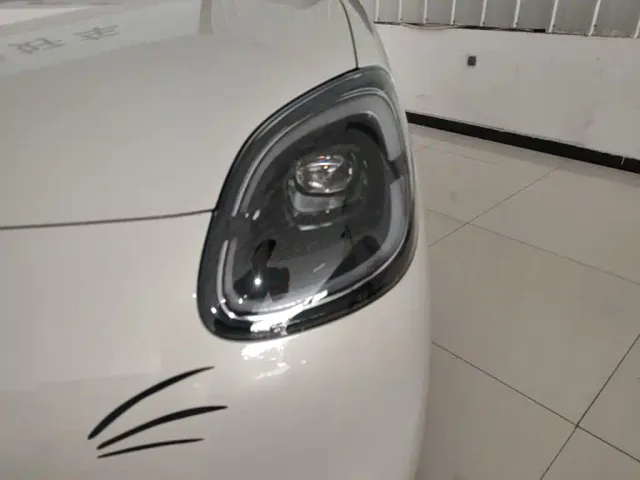 Wuling Hongguang Mini EV — Фото автомобиля 23