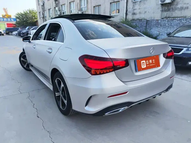 Mercedes-Benz A-Class — Фото автомобиля 3