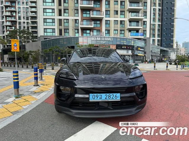Porsche Macan — Фото автомобиля 19