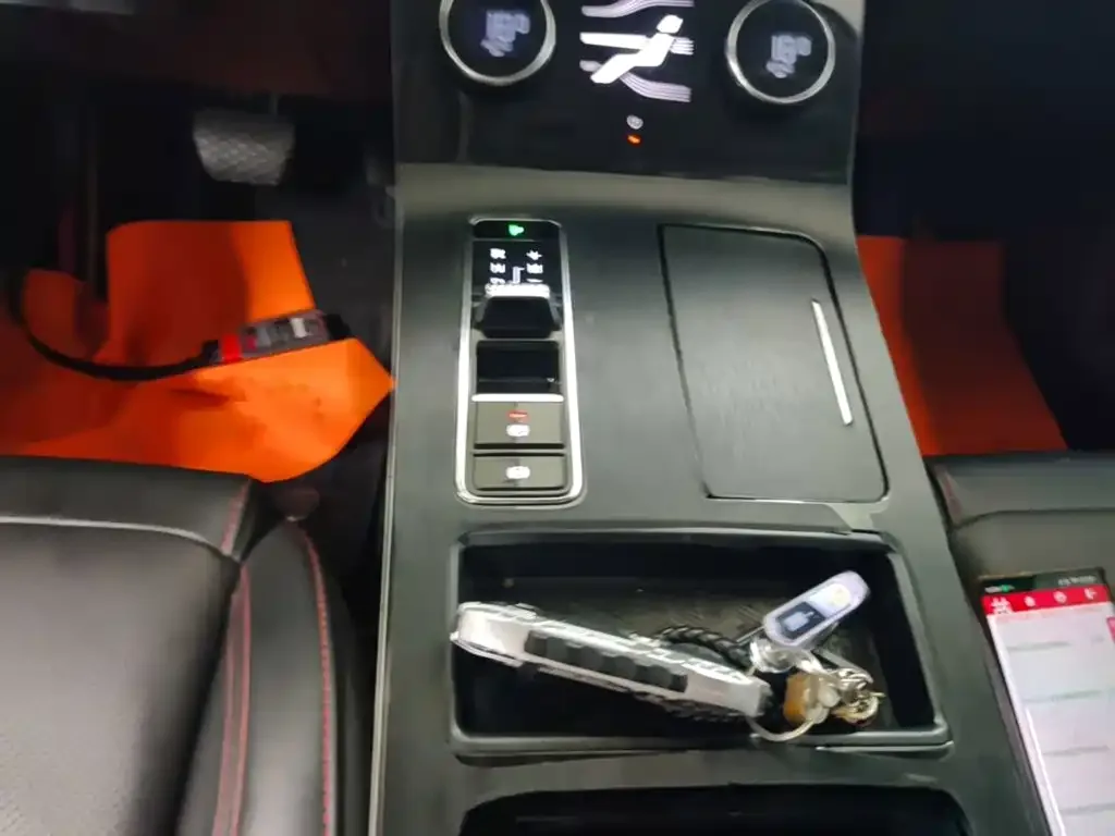 Exeed Exeed Windchaser 2022 Riding the Wind and Waves Edition 1.5T CVT Wind Starter — Фото автомобиля 13