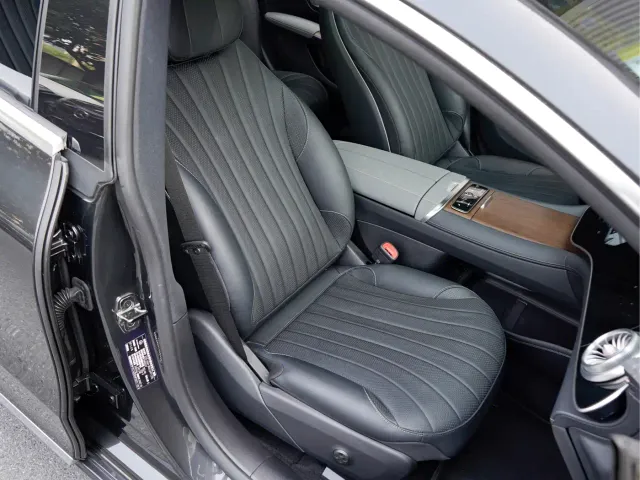 Mercedes-Benz EQS — Фото автомобиля 18