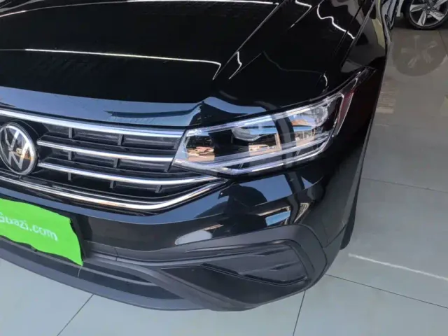 Volkswagen Tiguan L — Фото автомобиля 23