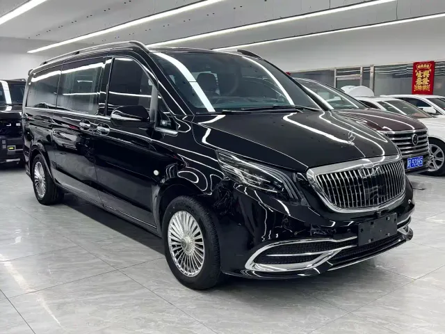 Mercedes-Benz Vito 2021 2.0T Elite 7-Seater — Фото автомобиля 3
